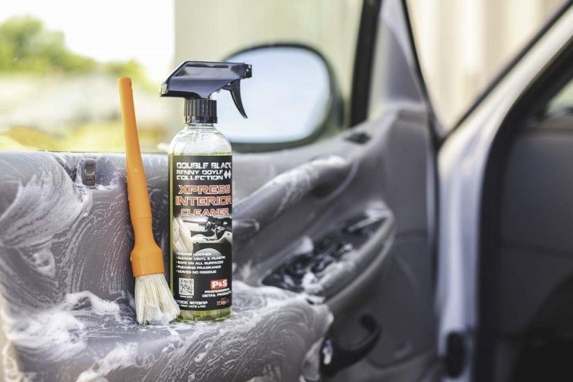 Univerzální čistič interiéru - P&S Xpress Interior Cleaner