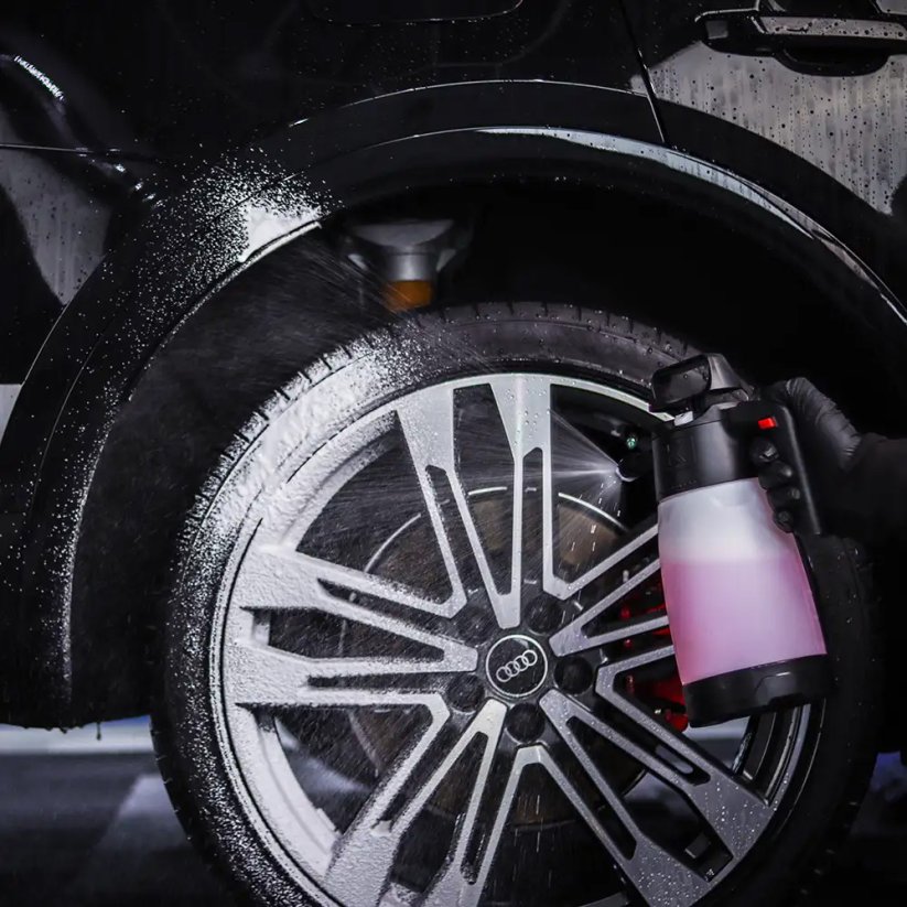 Dekontaminační autošampon - CARPRO IronX SnowSoap - Objem: 1 l