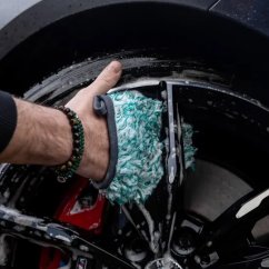 Auto Finesse Ultra Plush Wheel Mitt - mycí rukavice na ALU kola