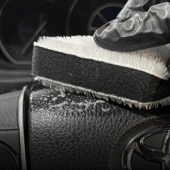 Čistící a aplikační houbička - CARPRO MicroBuff
