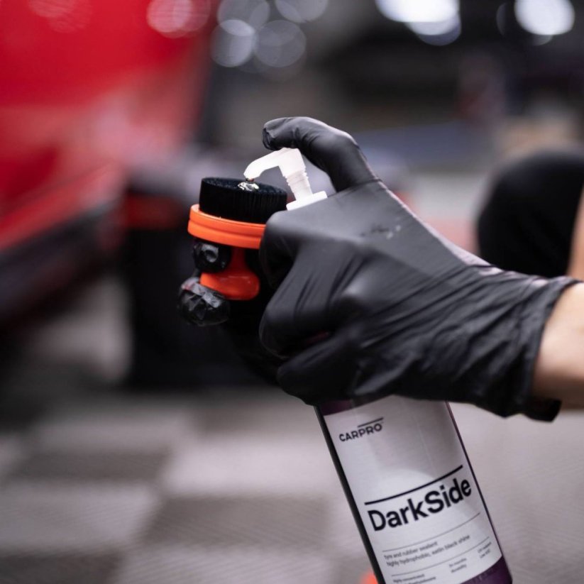 Aplikační štěteček - CARPRO DarkSide Tyre Brush