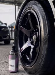 CARPRO DarkSide - ošetření pneumatik