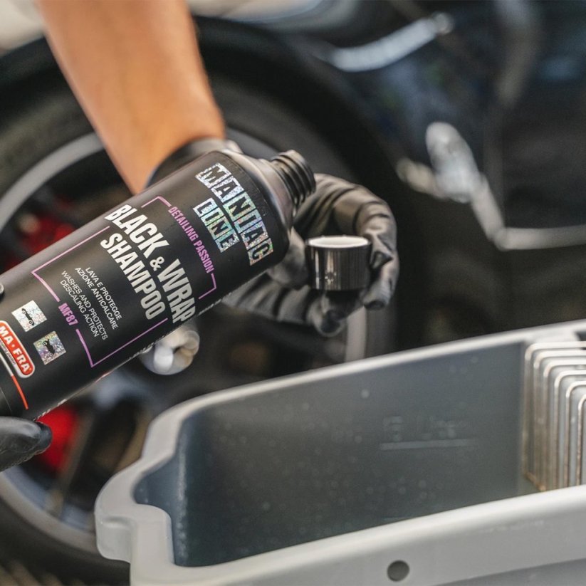 Kyselý autošampon - Maniac Line Black & Wrap Shampoo (500 ml)